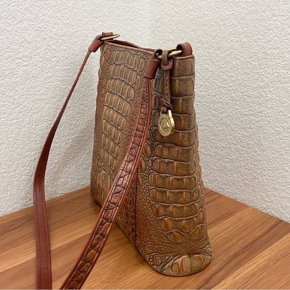 Vintage BRAHMIN Pecan Toasted Almond  Embossed Croc Leather Shoulder Purse Bag - Picture 5 of 16